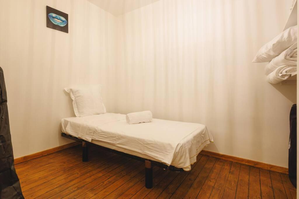 Ferienwohnung L'Appart De La Comedie-Centre Bourg-en-Bresse Exterior foto