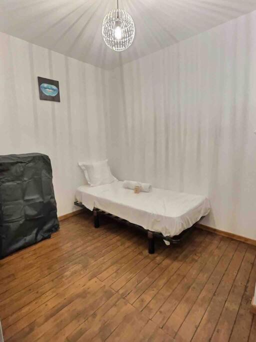 Ferienwohnung L'Appart De La Comedie-Centre Bourg-en-Bresse Exterior foto